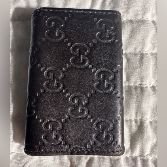 Authentic GG leather 6 key case. - Picture 2 of 8